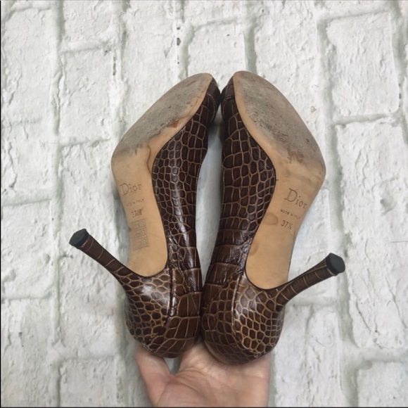 Authentic Dior Buckle round toe pumps - Picture 5 of 8